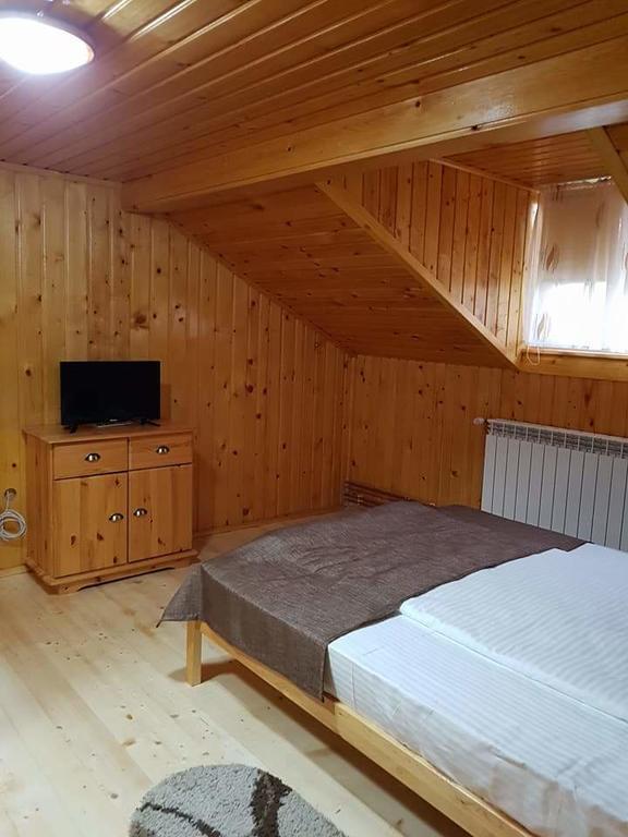 Cabana Sarmis Costesti Exterior photo